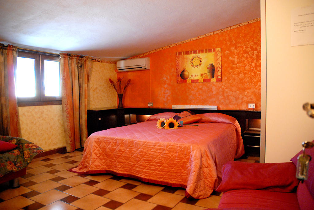B&B Fantar House Carbonia Quarto foto