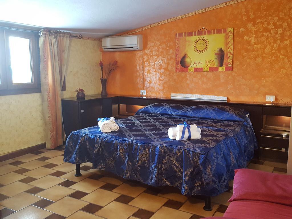 B&B Fantar House Carbonia Exterior foto