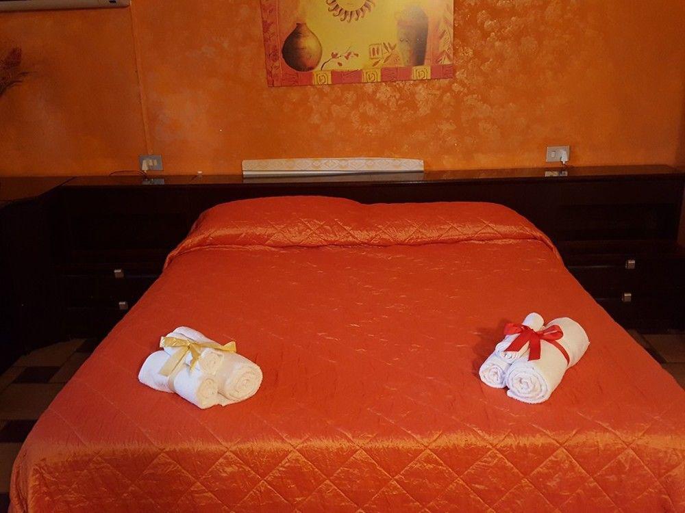 B&B Fantar House Carbonia Exterior foto
