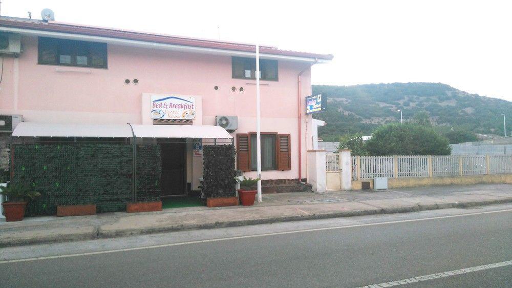 B&B Fantar House Carbonia Exterior foto